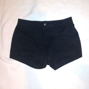 Old Navy Mid-Rise Everyday Short